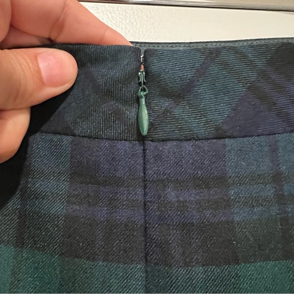 J. Crew Women's Wool Blend The Pencil Skirt in Navy & Green Tartan Plaid Sz. 4 - Picture 5 of 9
